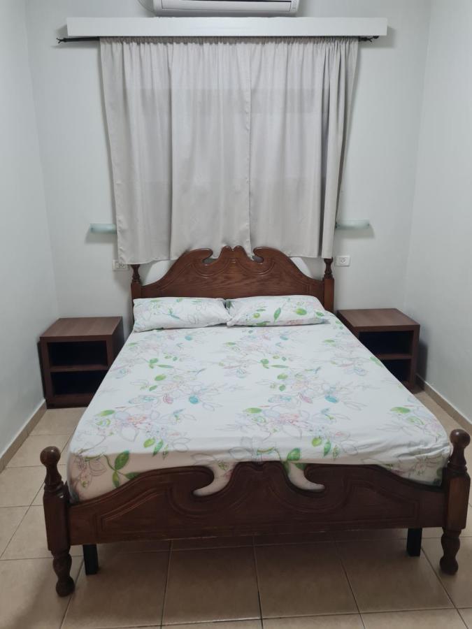 Arava Hostel Ейлат Екстериор снимка