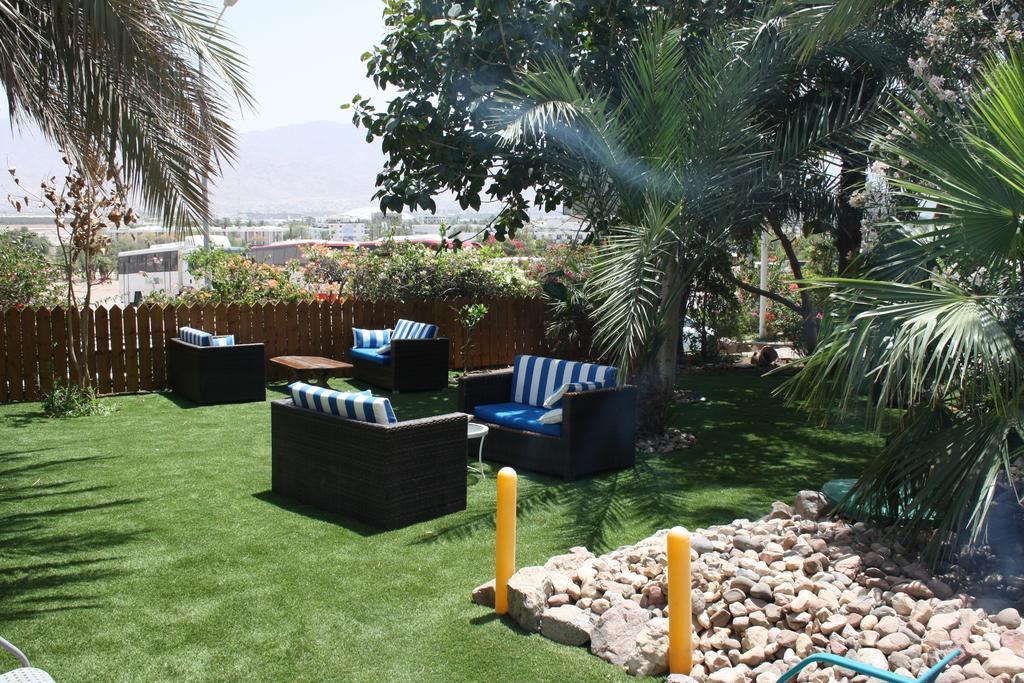 Arava Hostel Ейлат Екстериор снимка