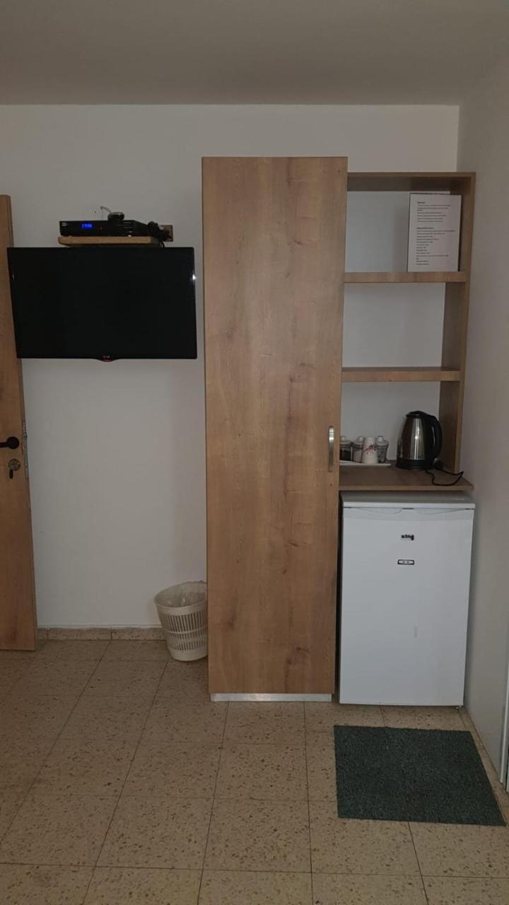 Arava Hostel Ейлат Екстериор снимка